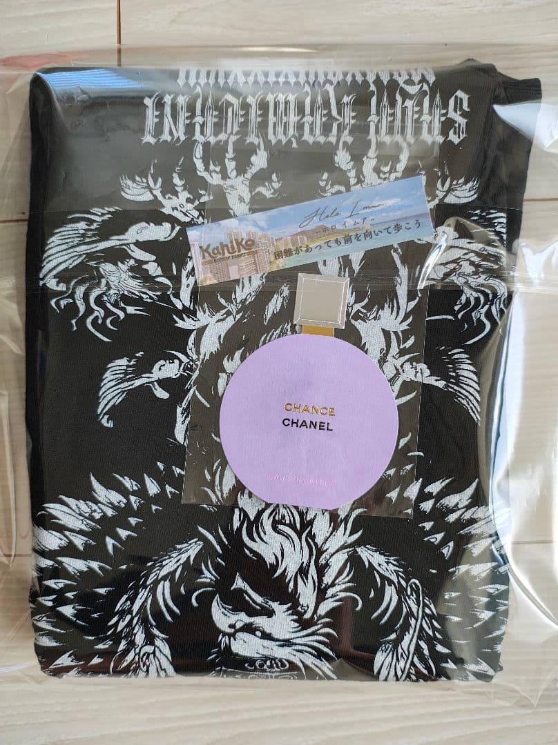 新品近い♡上谷沙弥♡Phenex Queen TシャツXLサイズ&ブロマイド大吉