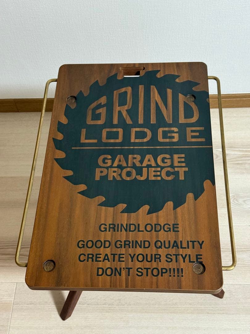 ウォンキーキャンプ✖︎ざぁーす 床上手 三脚 グラインドロッジ