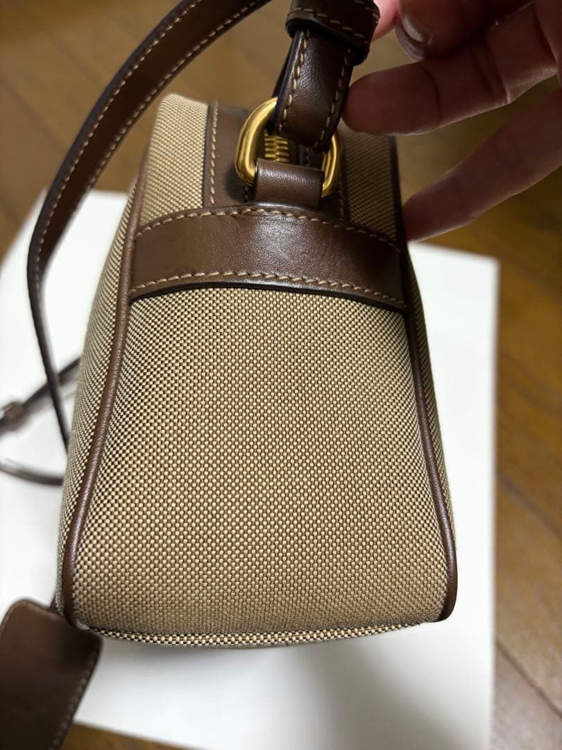 PRADA ロゴジャガードショルダーバッグ