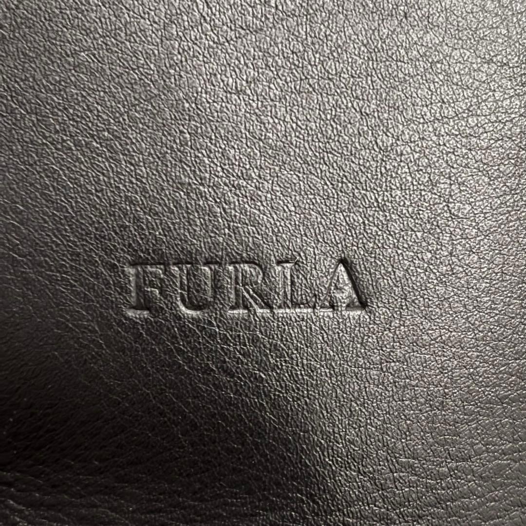 レア　FURLA レザー　ショルダーバッグ　牛革　 黒　ブラック　シルバー金具