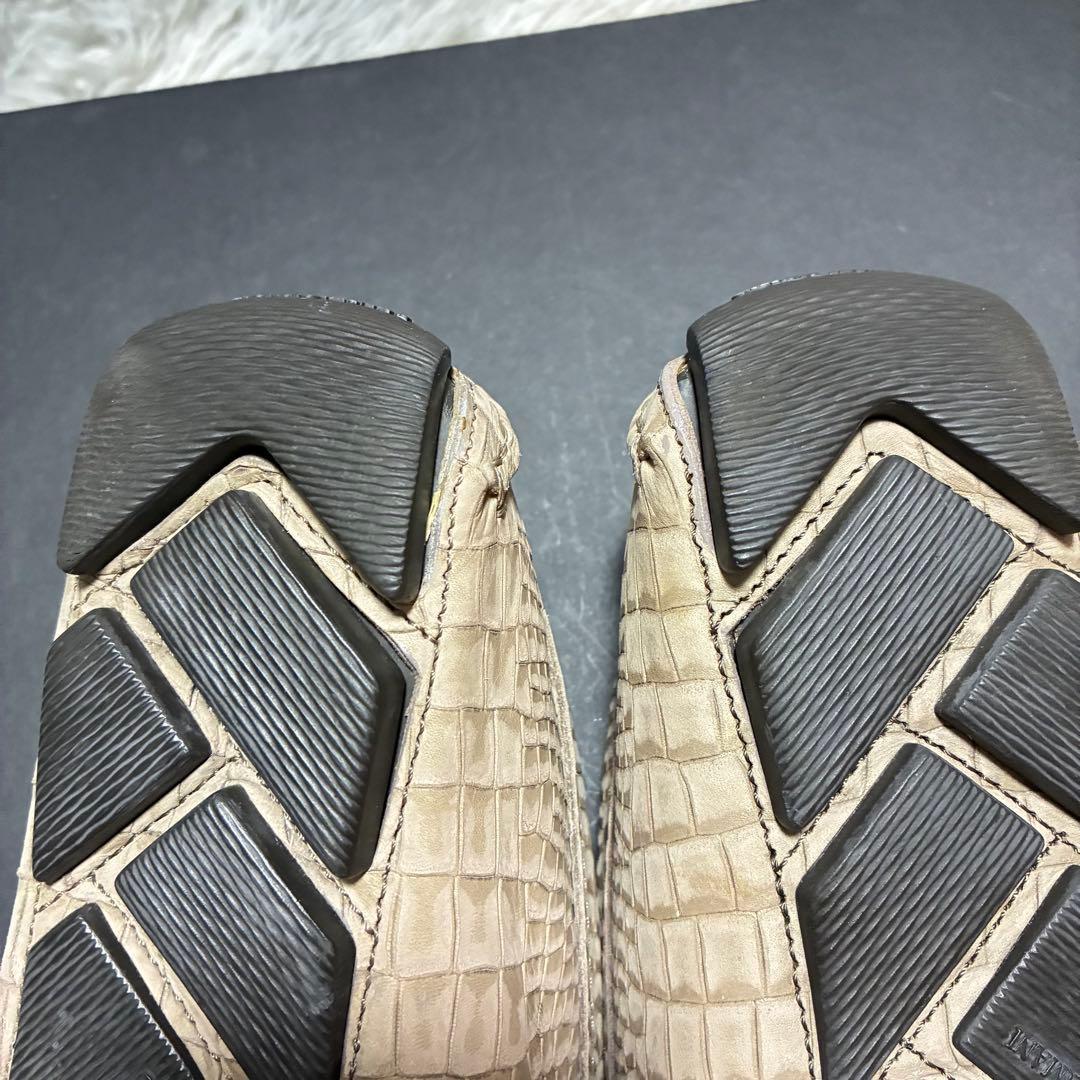 【未使用に近い】GIORGIO ARMANI 本革 クロコ型押し ６グレージュ