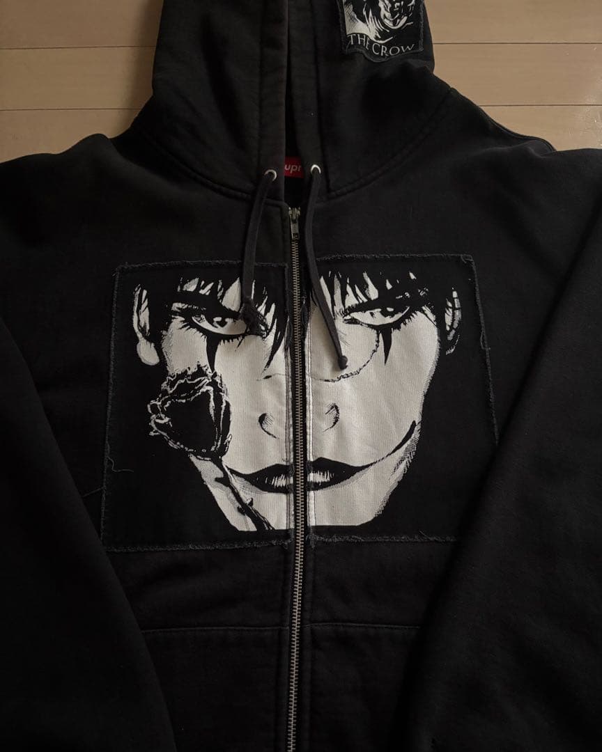 日*人様 Supreme The Crow ZipUp Hooded Sweat