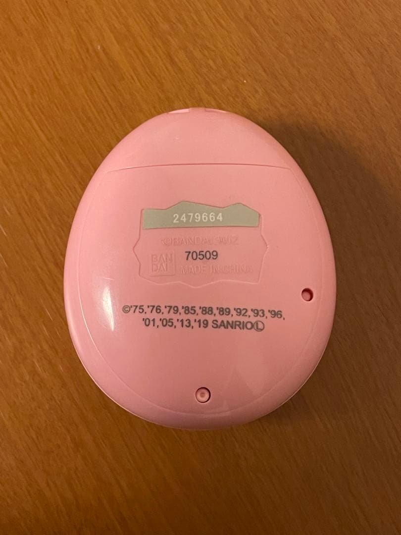 【希少 入手困難】バンダイ たまごっちみーつ サンリオキャラクターズ　みーつ