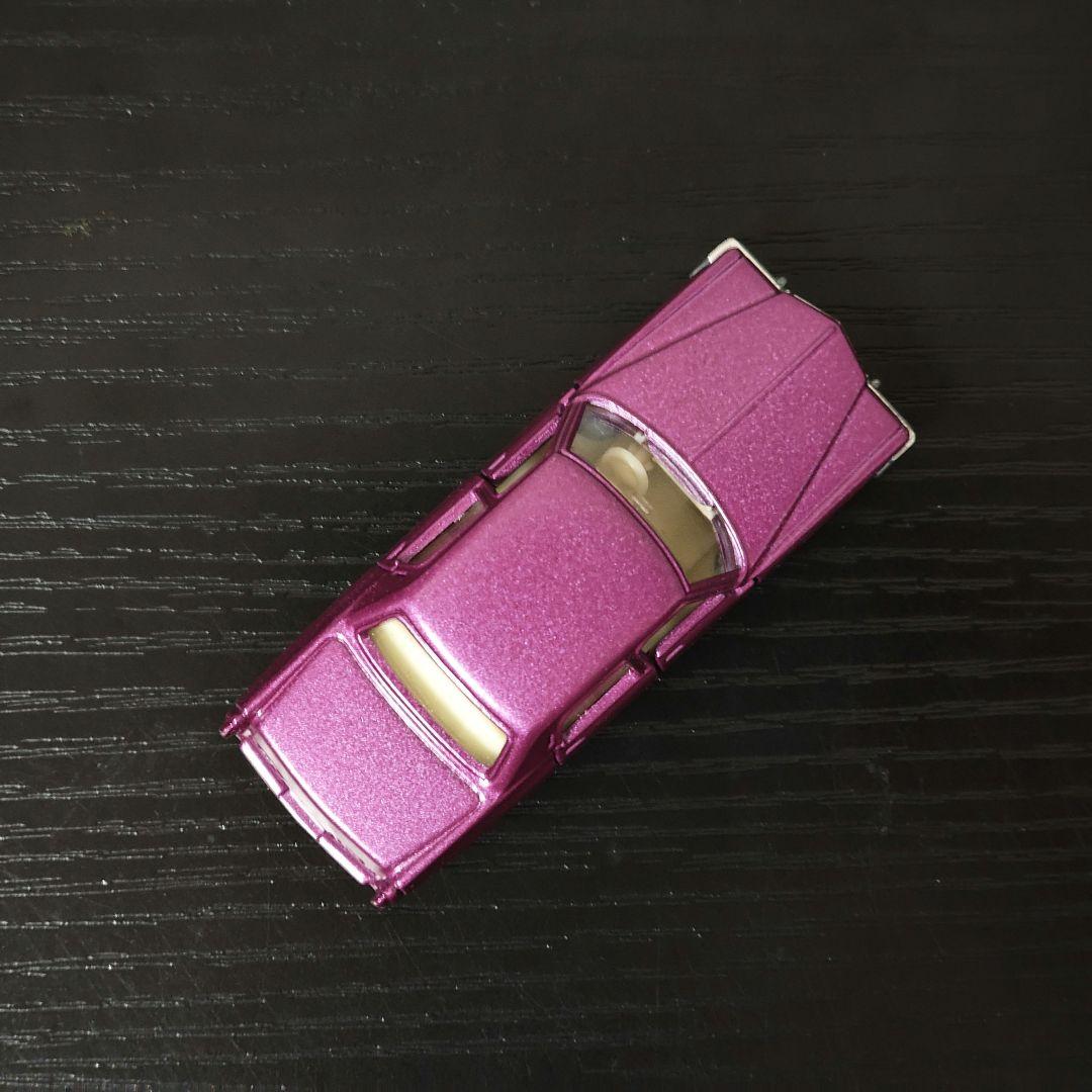 TOMICA　トミカ　キャデラック　フリートウッド メタ紫色　箱付き