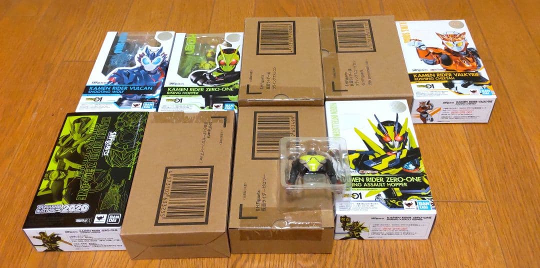 s.h.figuarts フィギュアーツ　仮面ライダーゼロワン セット　２８体