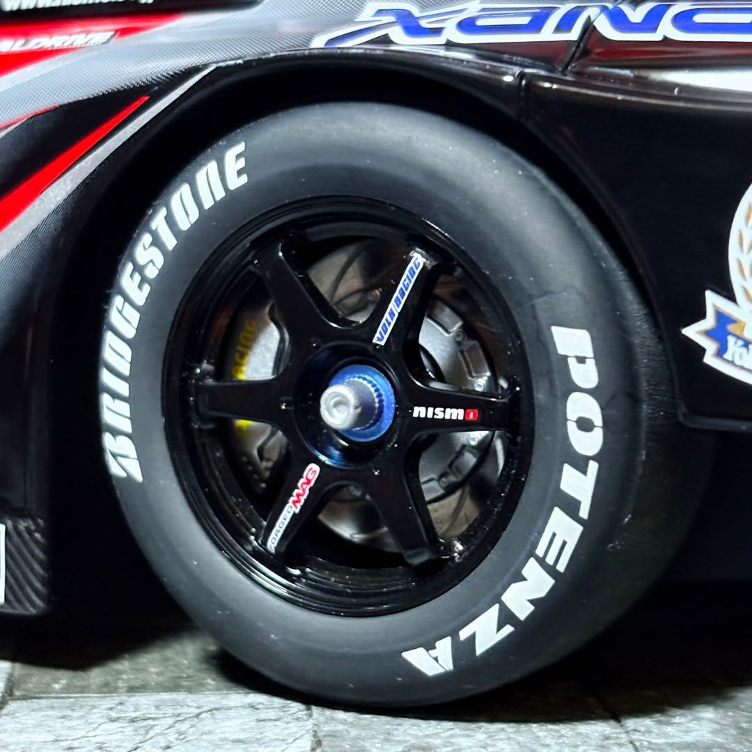 ニスモ特注 1/18 AUTOart ザナビィ NISMO GT-R 2008