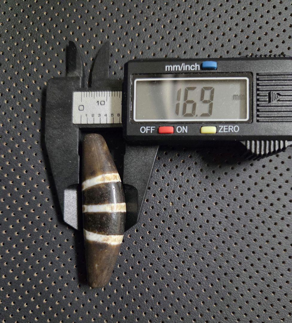 831　天珠　湾月　三線天珠　Chung　dzibeads！