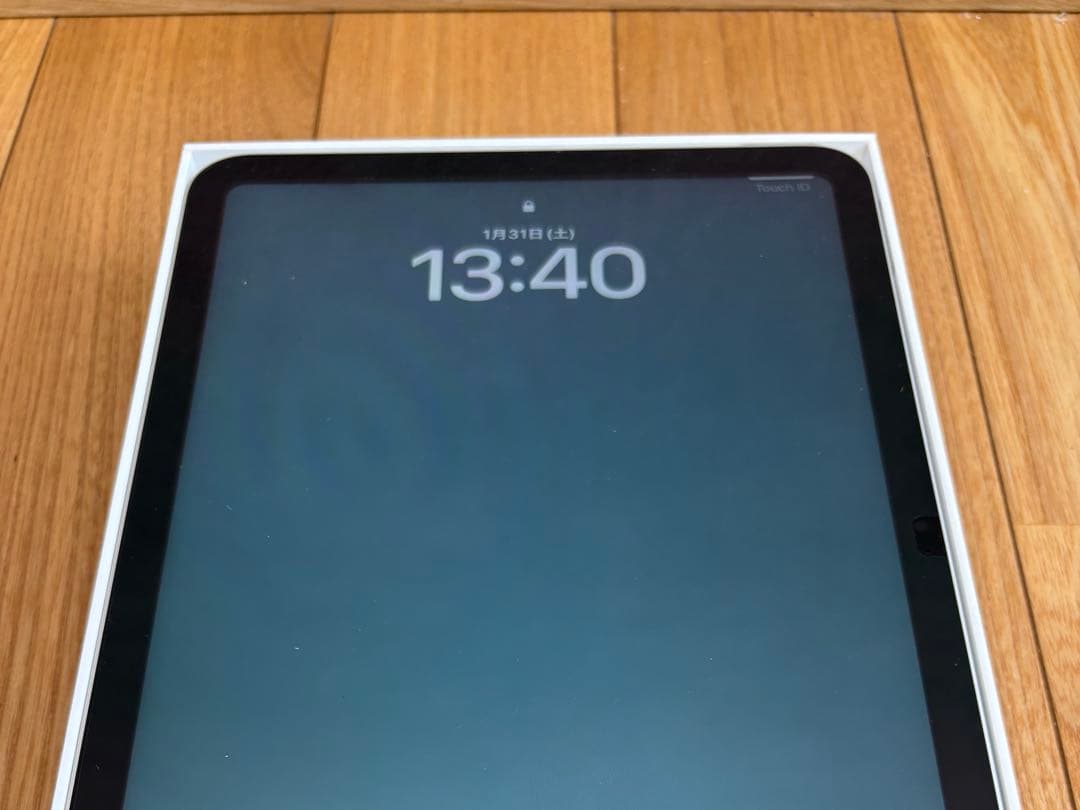 iPad (A16) 128GB シルバー 画面保護フィルム貼付け済み - メルカリ