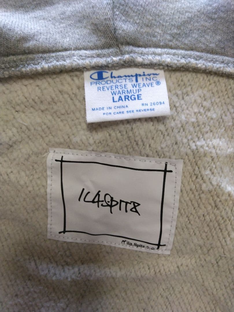 スピッツ20周年記念　ila×champion コラボパーカー　Lサイズ