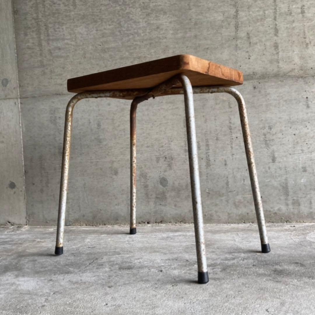 古いスツール チェア 椅子 サイドテーブル 置物台 木製 鉄製 アイアン レトロ