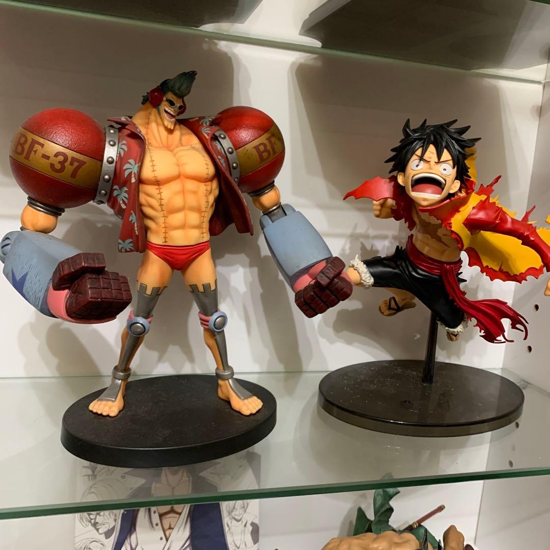 ワンピースフィギュア  引退