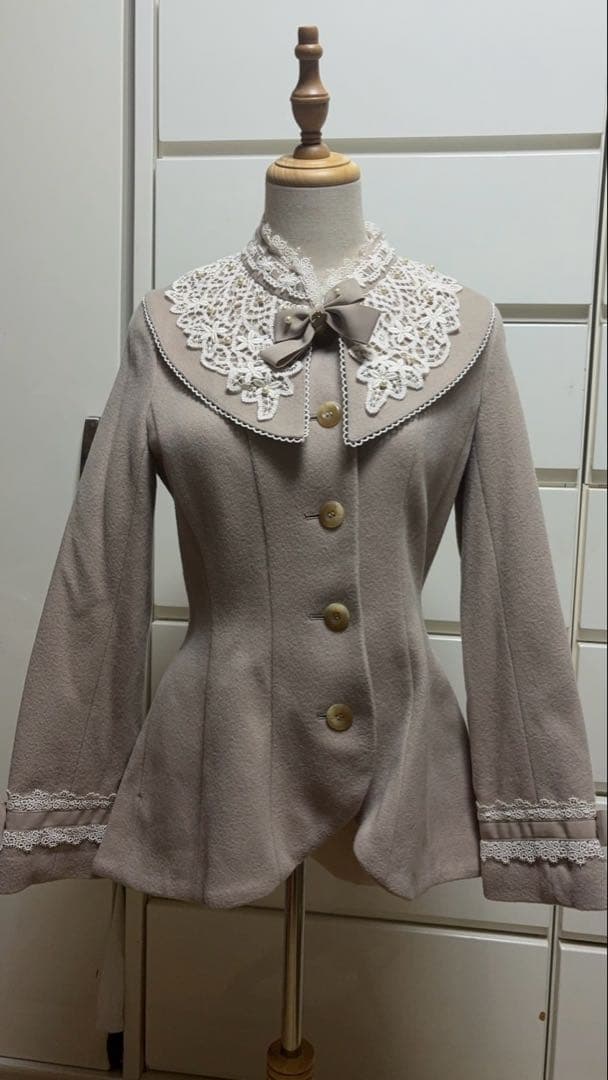 イノセントワールド ブロンシュウールハーフコート ミルクティー×生成 M