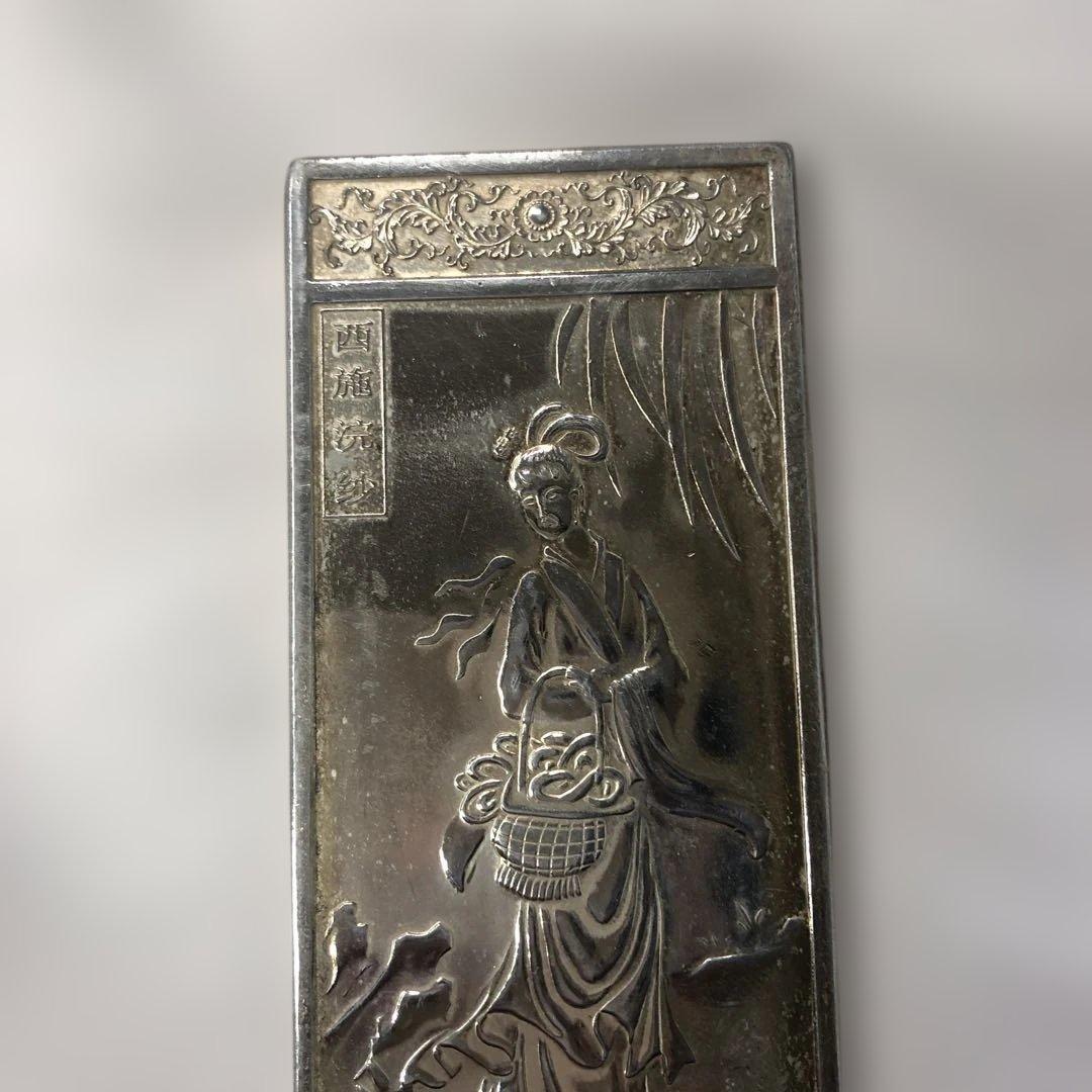 中国、銀足￼ 金属製 女性像 彫刻 装飾品