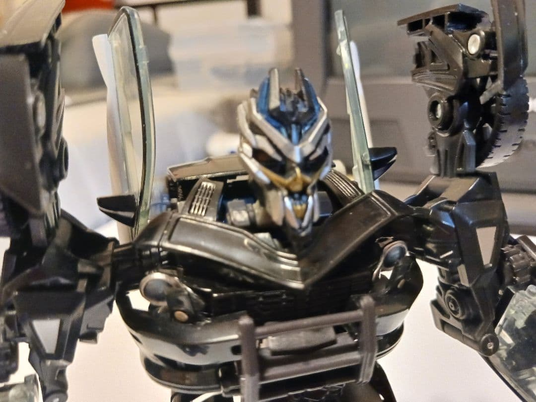 トランスフォーマー MPM バリケード　アップグレードキット付き　現状品