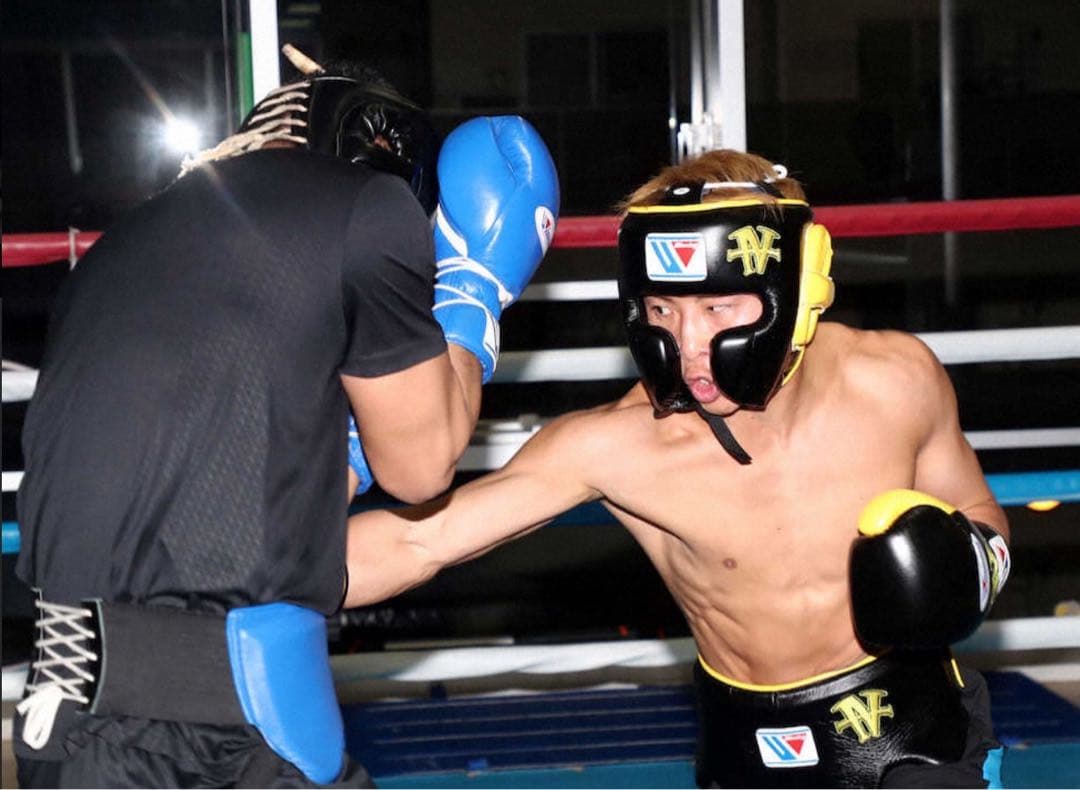 井上尚弥】Winning ボクシンググローブ 8 oz 黒/黄 - メルカリ