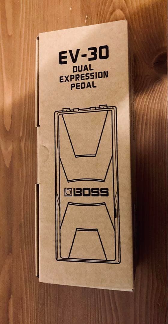 BOSS / EV-30 デュアルエクスプレッションぺダル未使用品!早い者勝ち!