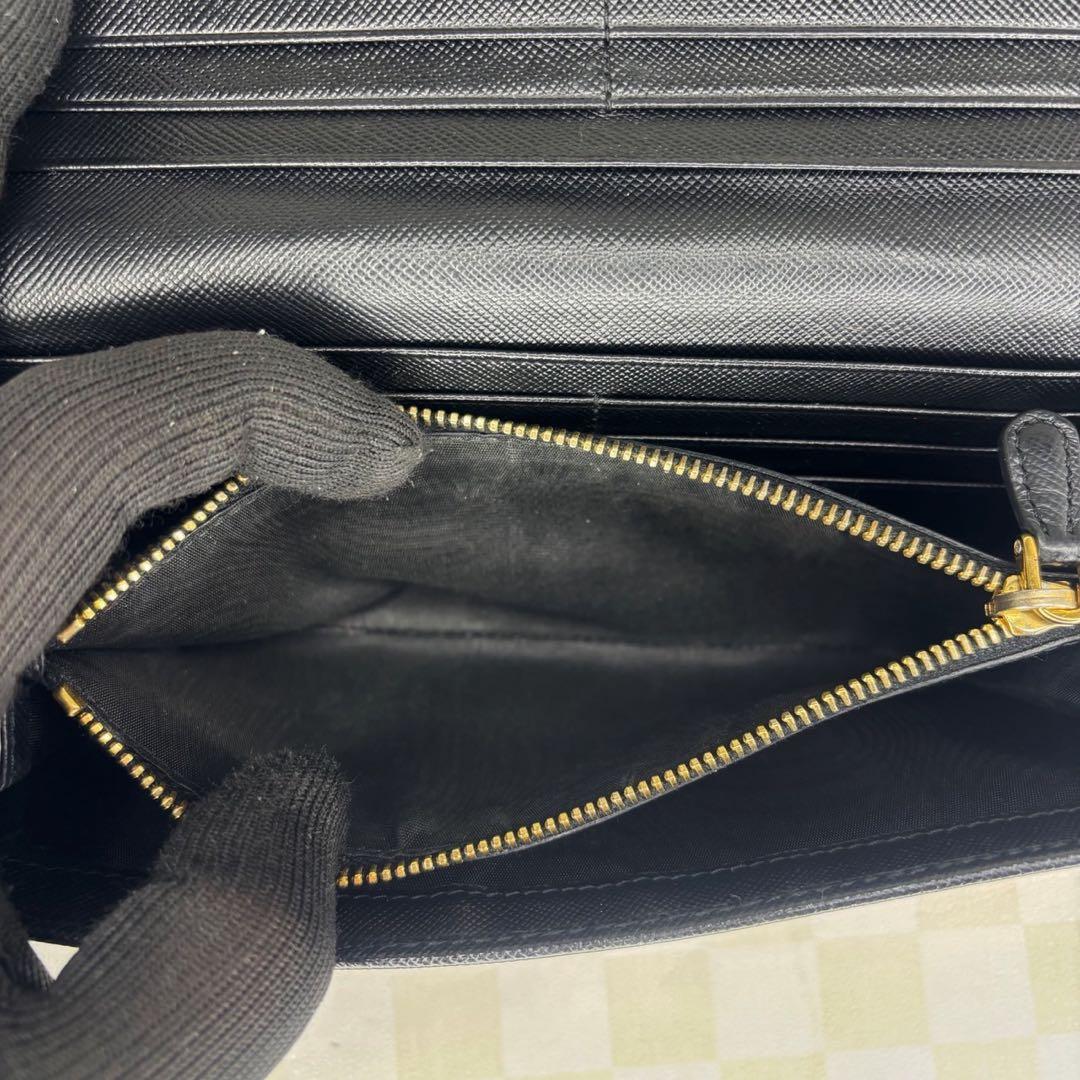 ファッションファッション - 極美品 PRADA プラダ 長財布 二つ折り M08