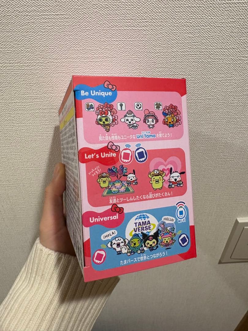 新品未開封品 たまごっち ユニ サンリオ キャラクターズ