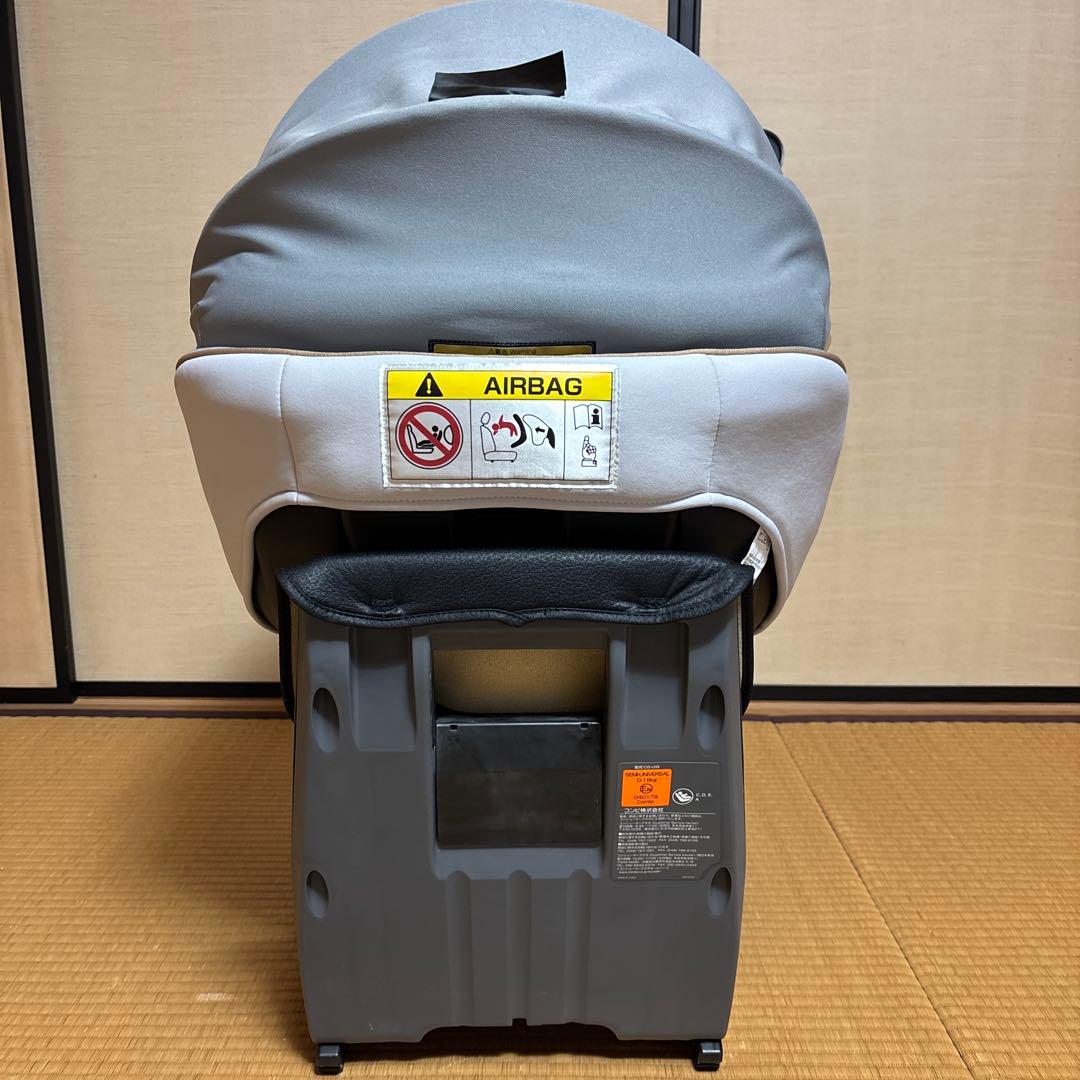 Combi クルムーヴスマート ISOFIX エッグショック