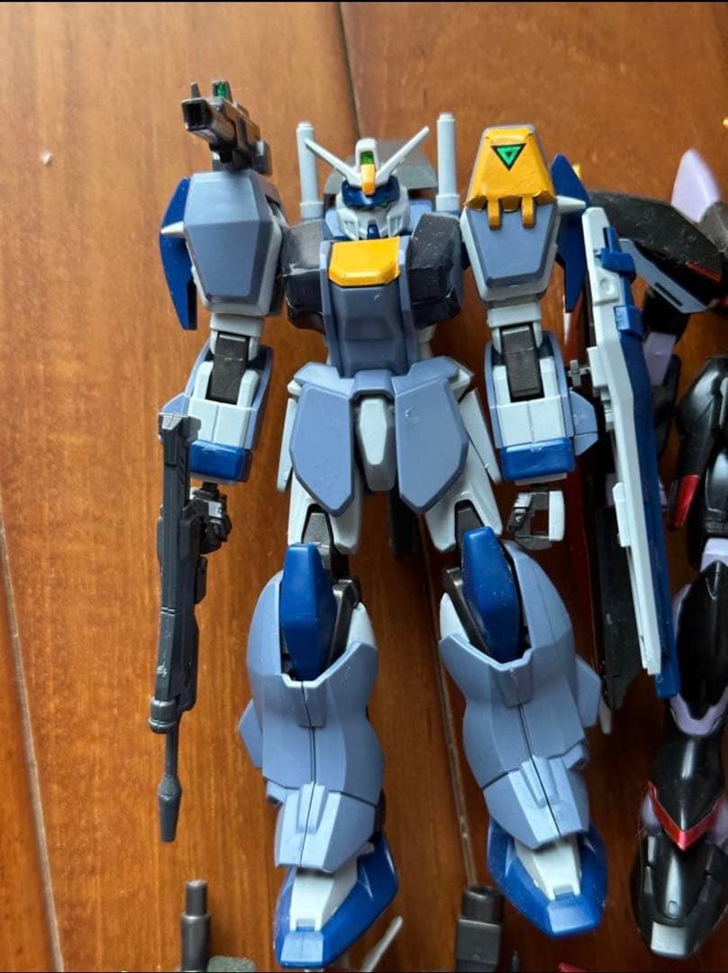 ガンプラ7点まとめ売り ジャンク品 バラ売り不可 - メルカリ