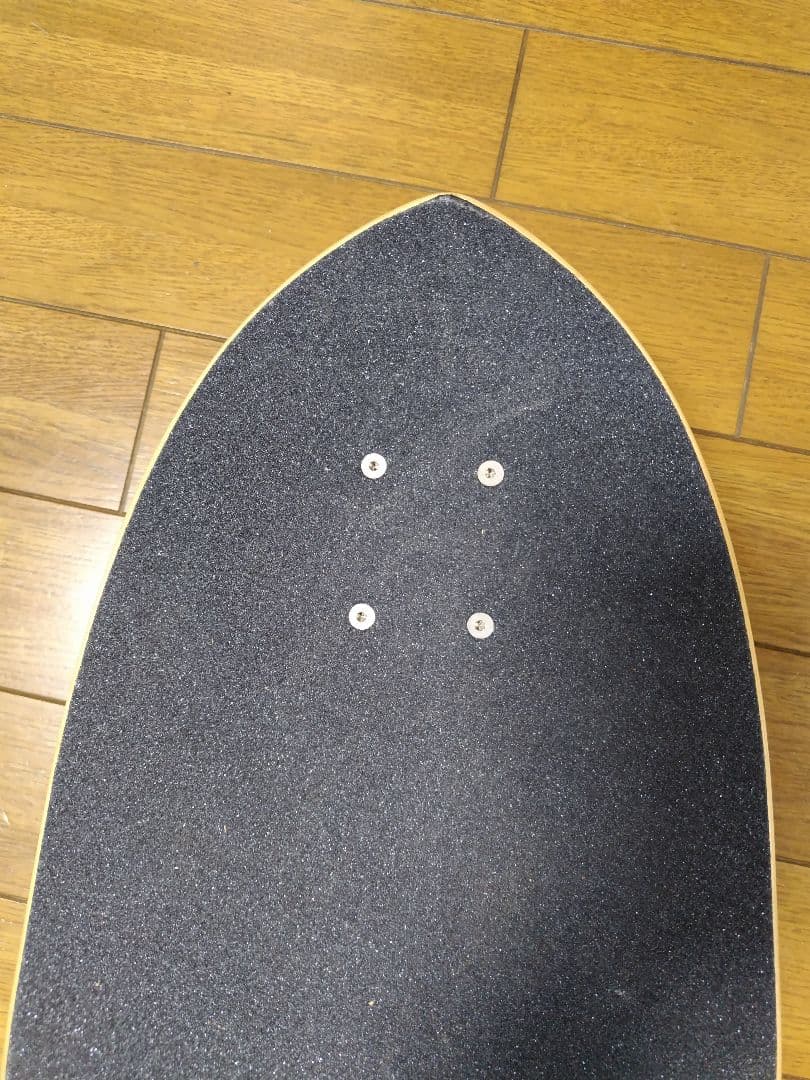 カーヴァー Yago Dour スケートボード