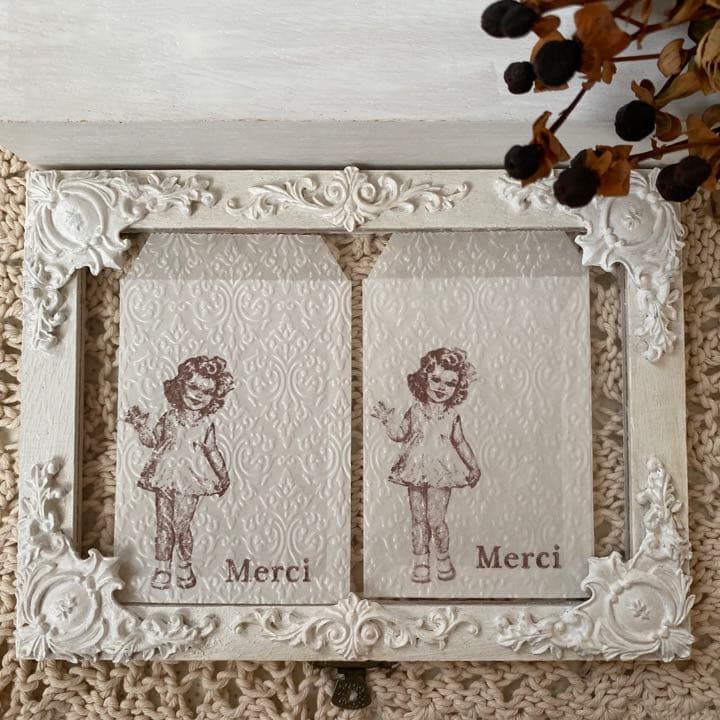 グラシン封筒♡キュートな女の子♡アンティークスタンプ♡エンボス加工