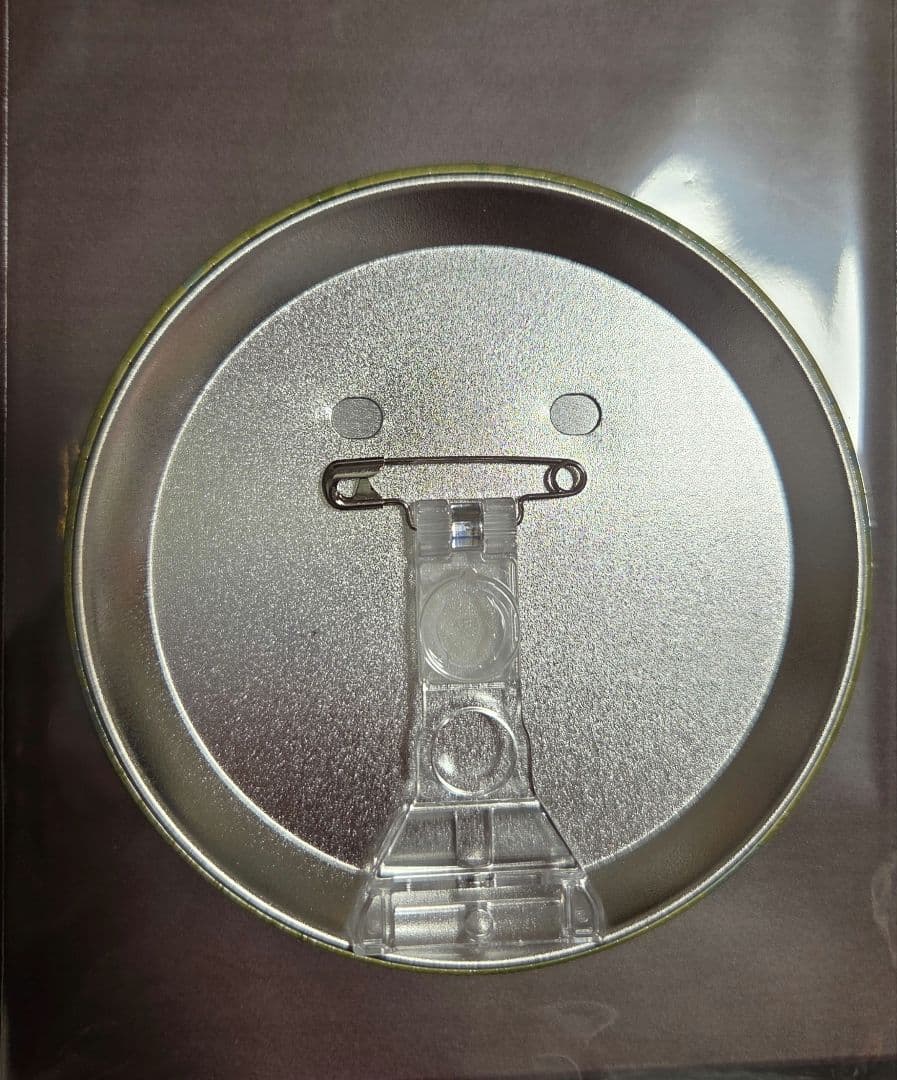 希少 大型 ズートピア ニック スタンド付き缶バッジ レア - メルカリ