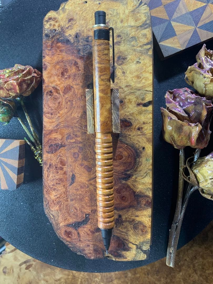 りんご　オレンズネロ花梨白瘤0.3mm