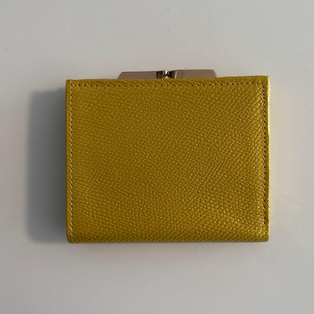 未使用 自宅保管 大人気入手困難の皇居菊花御紋二つ折りがま口財布