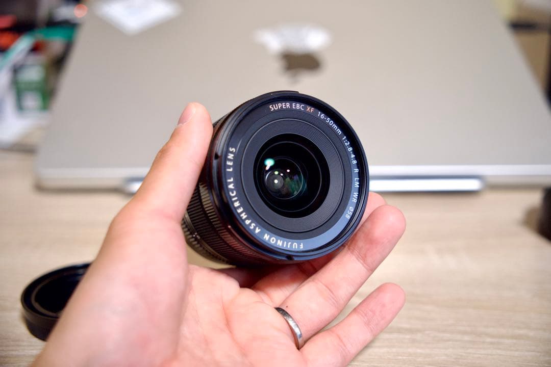 【美品】フジフイルム XF16-50mm F2.8-4.8 R LM WR