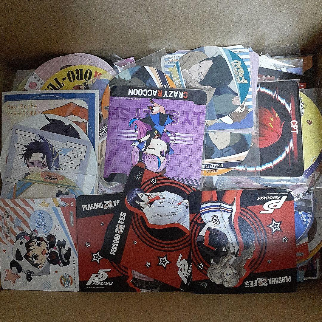 アニメ・マンガ・キャラクター　紙類　紙系　紙雑貨　大量　まとめ売り2