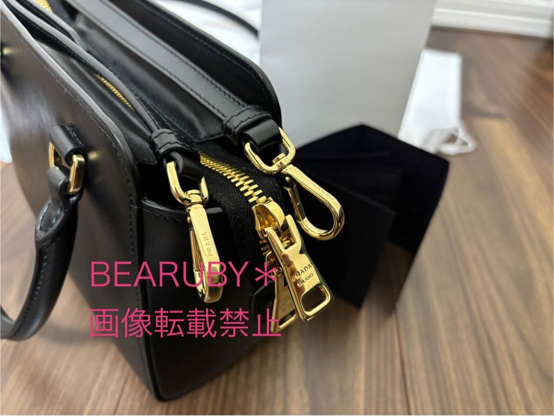 PRADA＊確実本物！本革ショルダーハンドバッグ 未使用