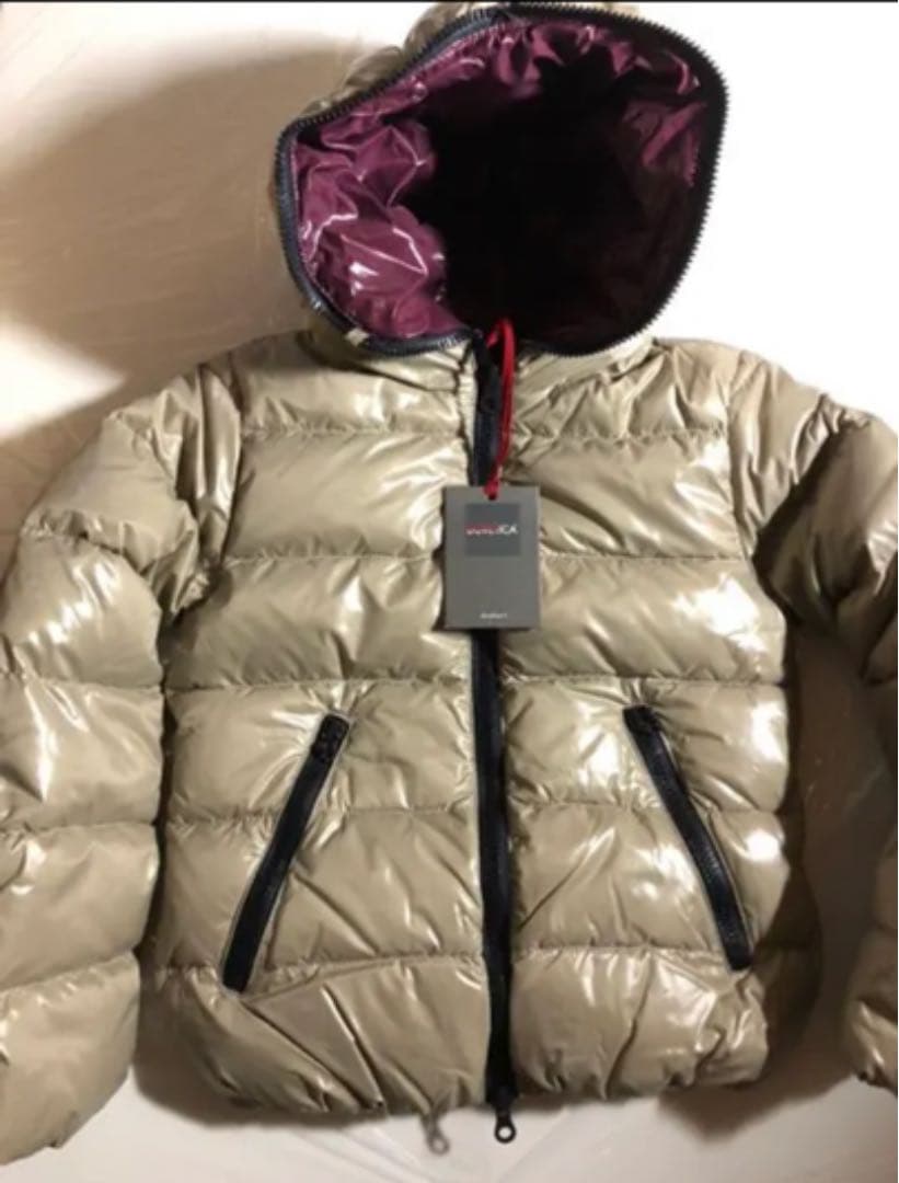 新品　DUVETICA キッズダウン　サイズ3