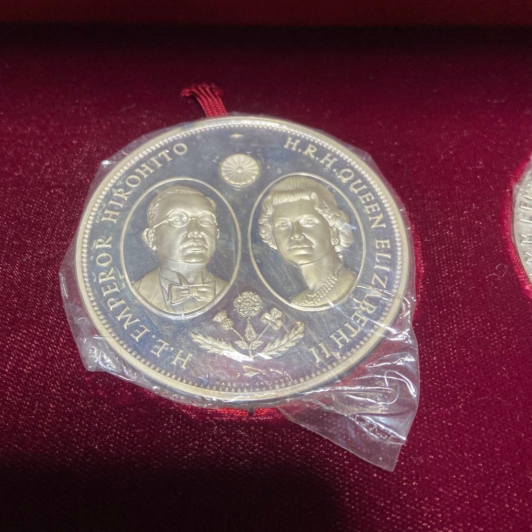 純銀製1971年 天皇皇后両陛下御外遊記念メダル 4点セット - メルカリ