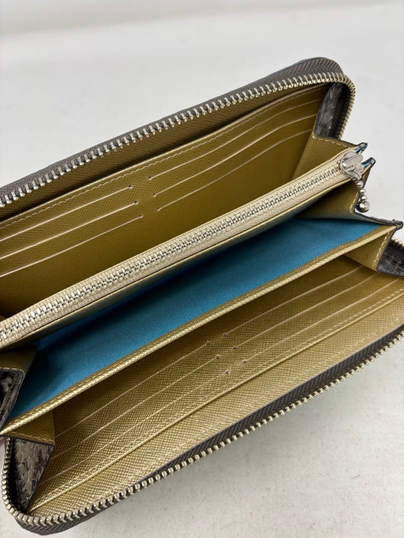 A1129 ADMJ ラウンドウォレット 蛇革 マルチマテリアル