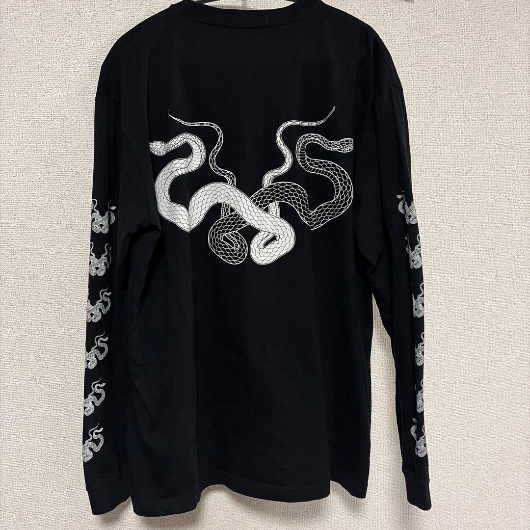 KNOSIS 蛇デザイン ロングスリーブTシャツ - メルカリ