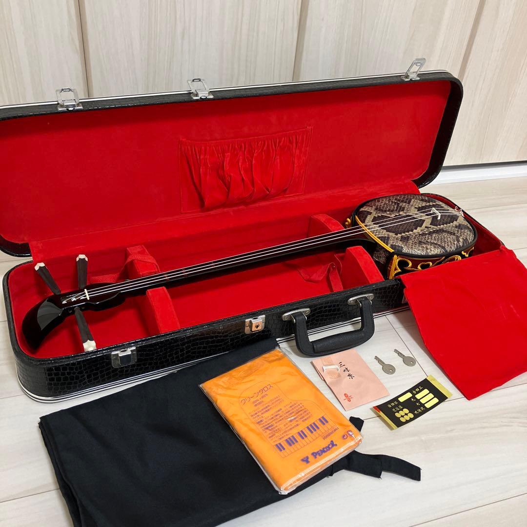 沖縄三線 ハードケース 人工皮？ 蛇柄 三味線