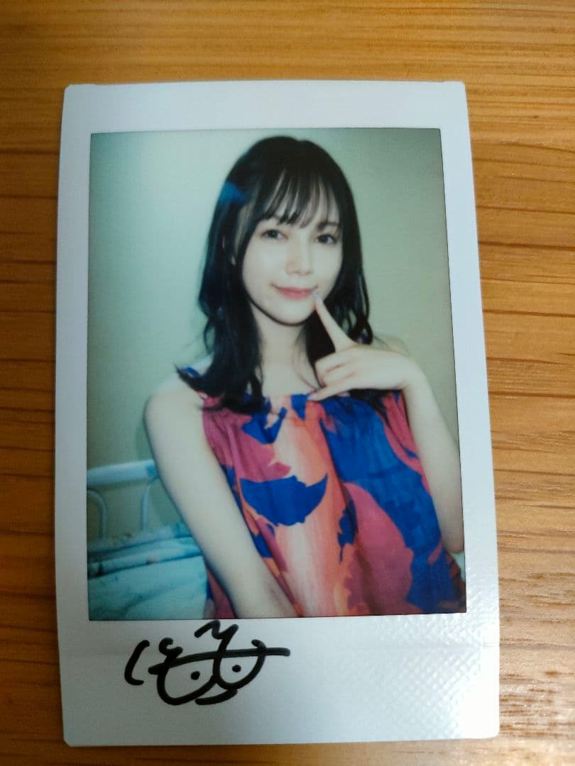 涼森れむ 直筆サイン入りチェキ ⑤ - メルカリ
