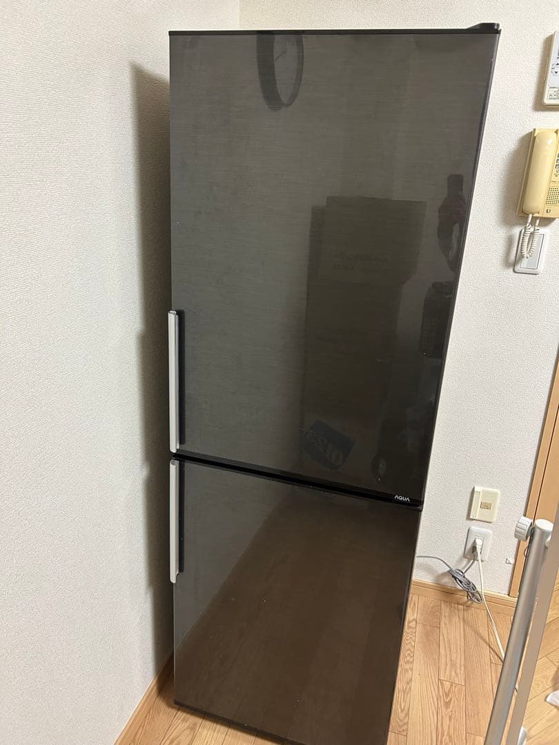ブラック冷蔵庫 上下二段式(AQUA)の通販はau PAY マーケット - 輸入