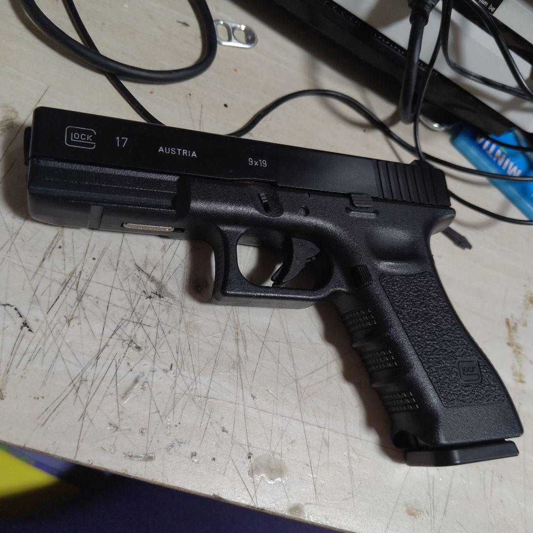 東京マルイ GLOCK17 アルミバレル　3rd ガスガン　ナイトサイト付き