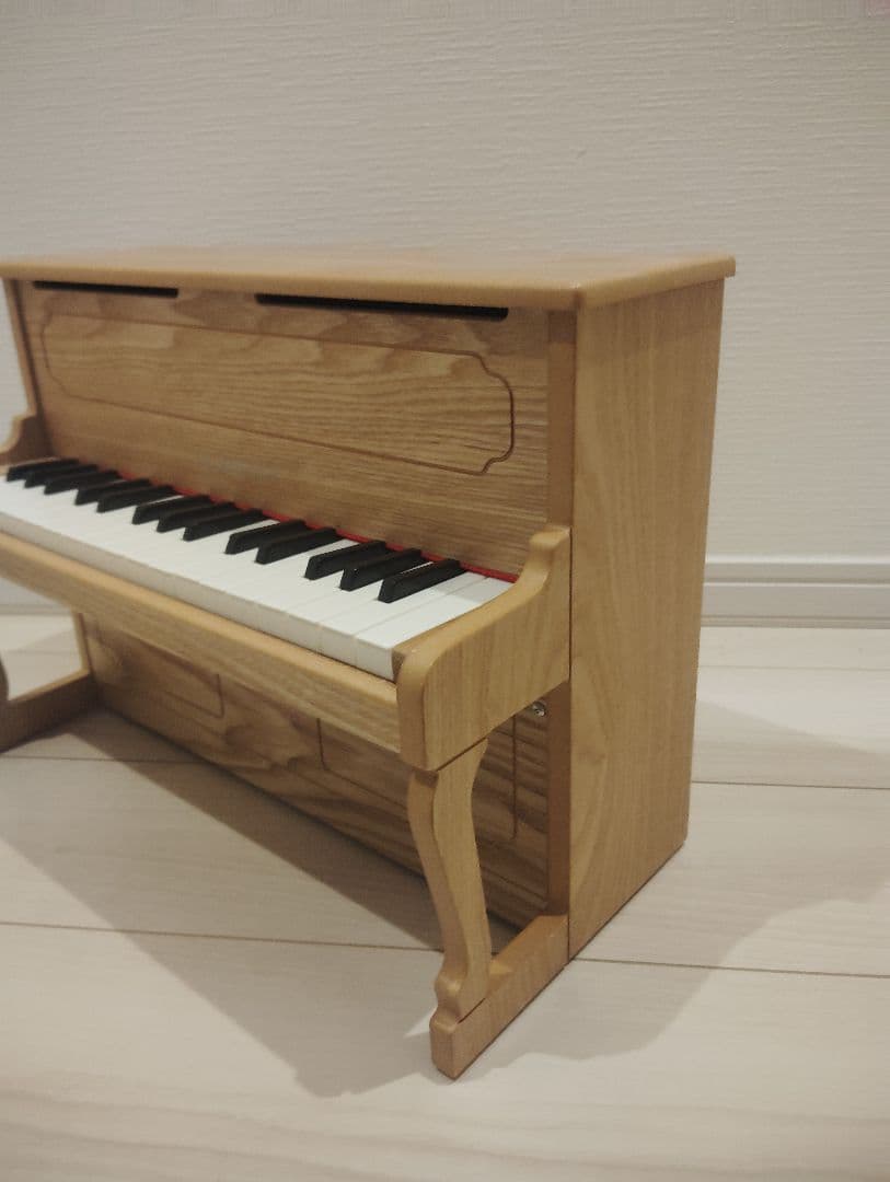 KAWAI 木製アップライトピアノ 32鍵　ナチュラル