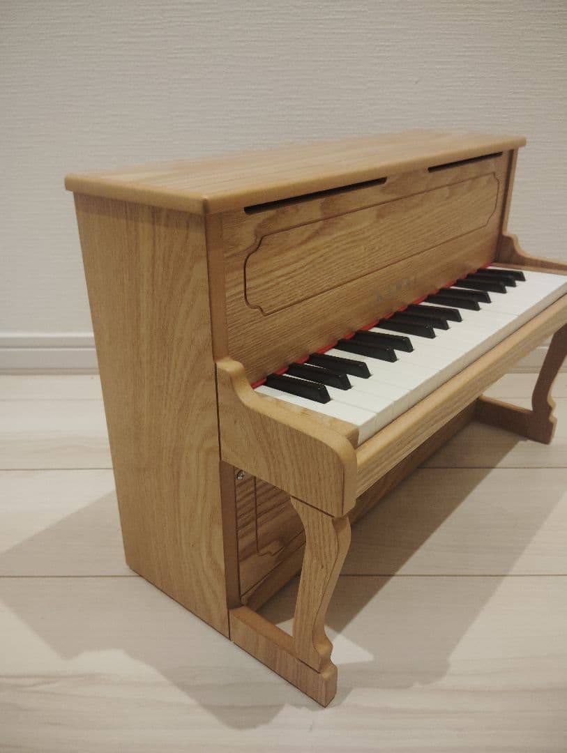 KAWAI 木製アップライトピアノ 32鍵　ナチュラル