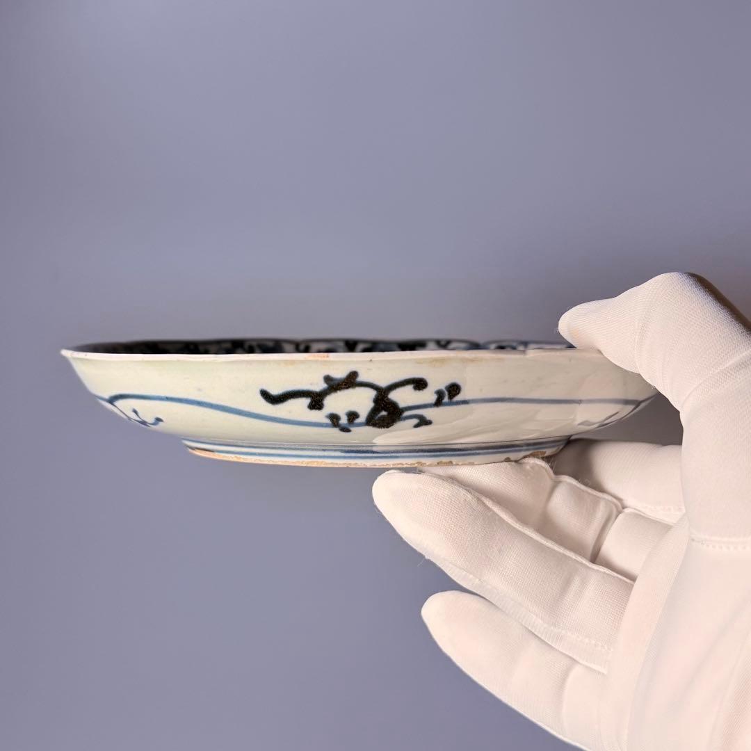 1700年代 江戸時代 古伊万里 染付花唐草風景図輪花皿 5