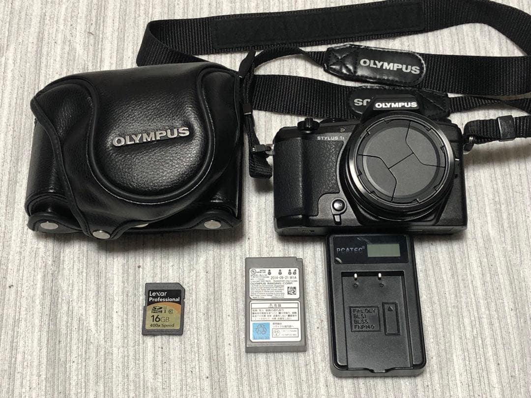 OLYMPUS STYLUS1s ケース付き