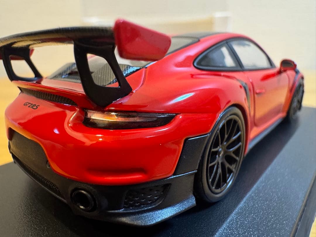 【MINICHAMPS】限定333台Porsche 911 GT2RS