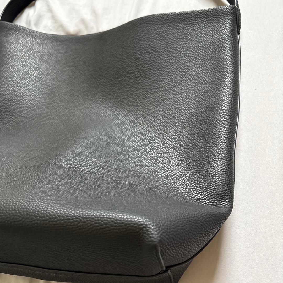 ジストリー　ブラック バケツ型 ショルダーバッグ