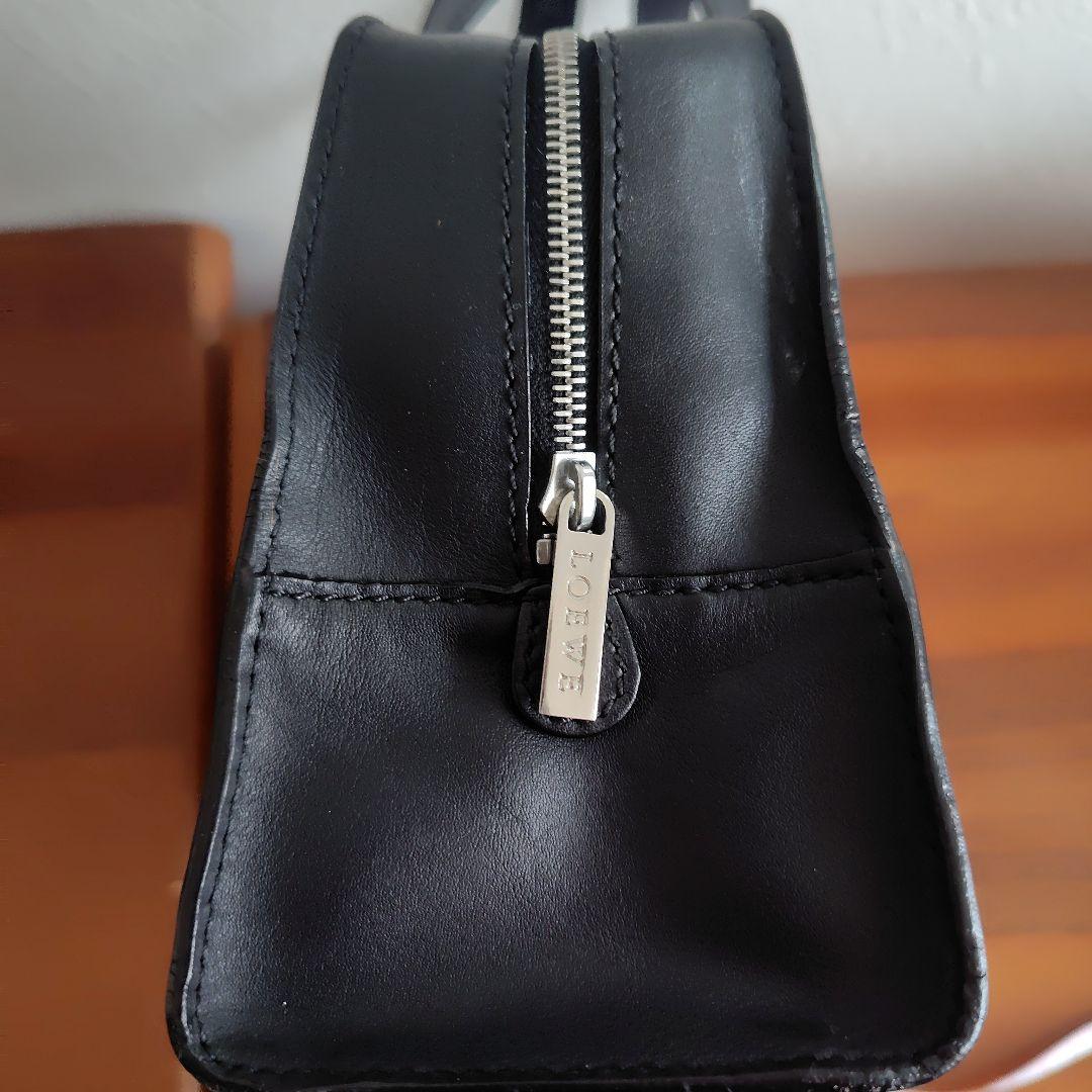 ユキさま専用 LOEWE ブラック レザーミニハンドバッグ