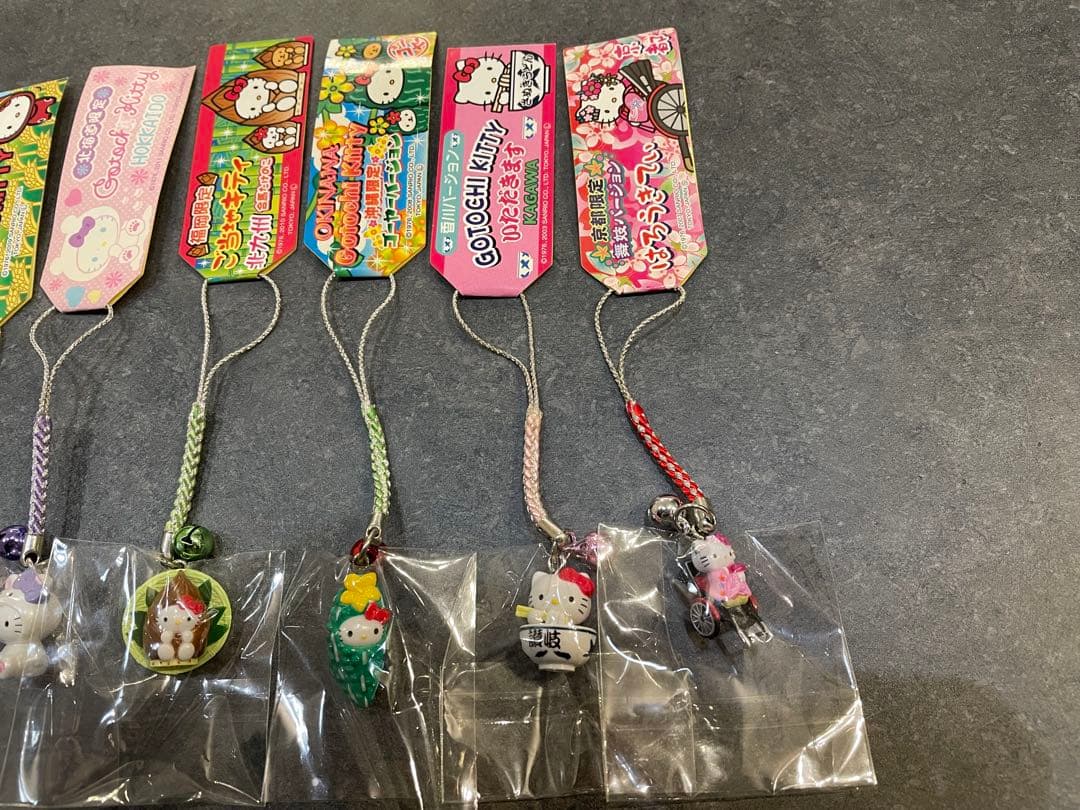 即発送可　ハローキティご当地 ストラップ 10個セット　全国各地　まとめ売り