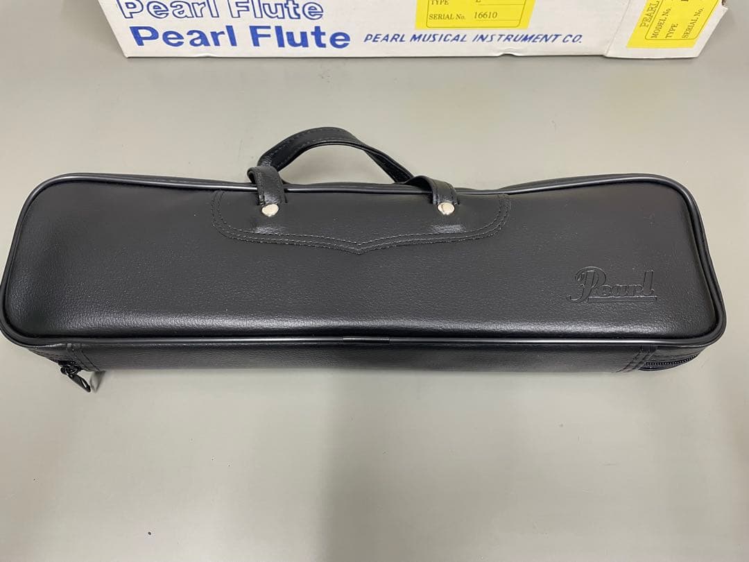 シルバー フルート Pearl 16キー ケース付き