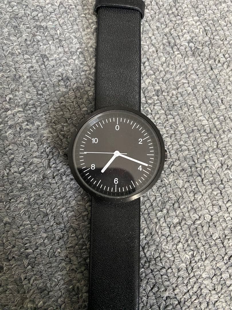 無印良品 ブラックレザーベルトアナログ時計